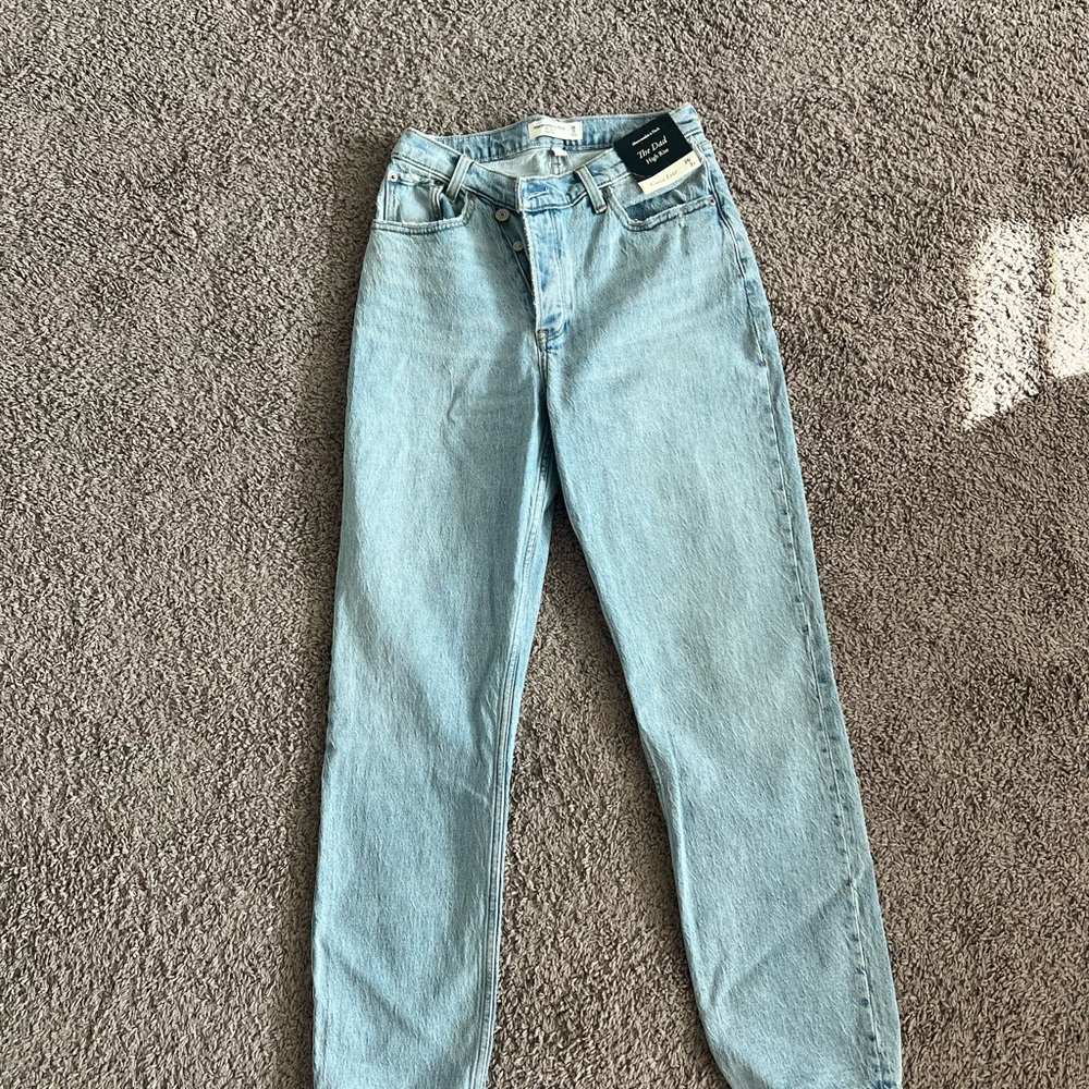 American Eagle Dad High Rise - Picture 2 of 2